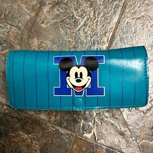 Vintage 90s Disney Mickey Mouse eyeglass holder case